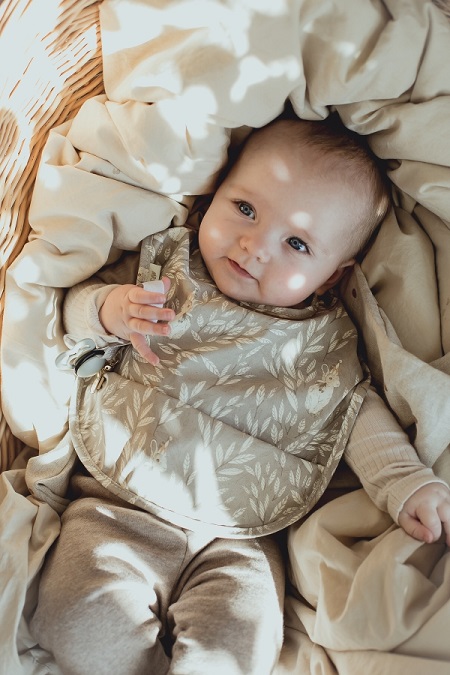 Mrs Mighetto, haklapp Misty Leaf Grey