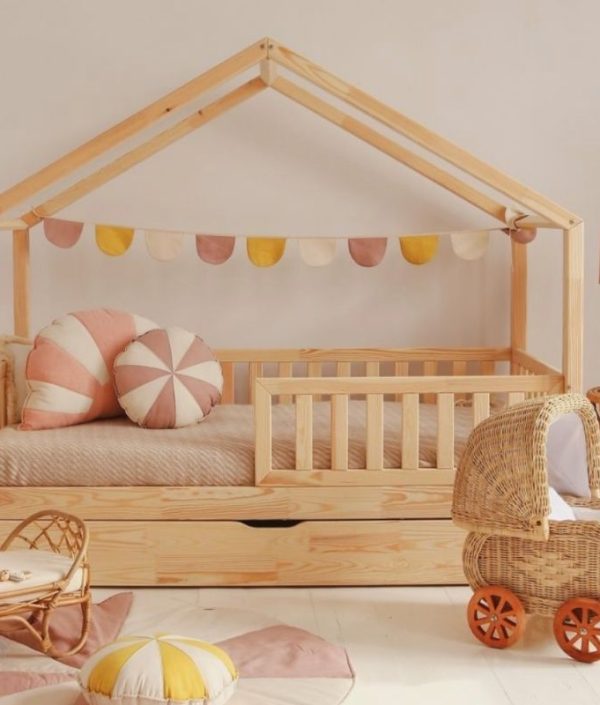 Hussäng Nora med förvaringslåda/extrasäng