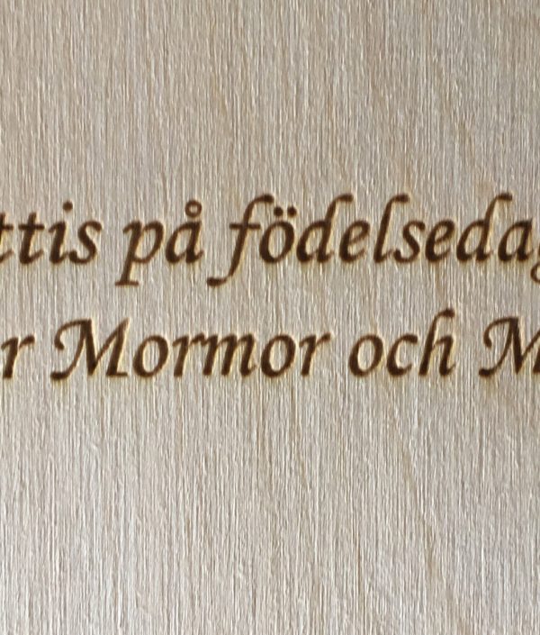 Personlig namnpussel Griffel med gravyr