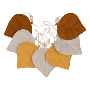 Moi Mili, vimpel i linne löv, Ochre
