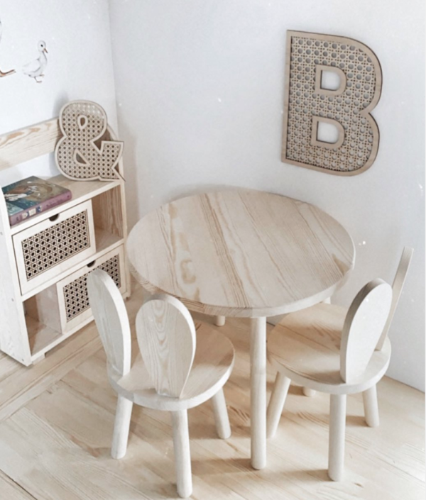 Natur möbelset för barn, två kaninstolar och bord