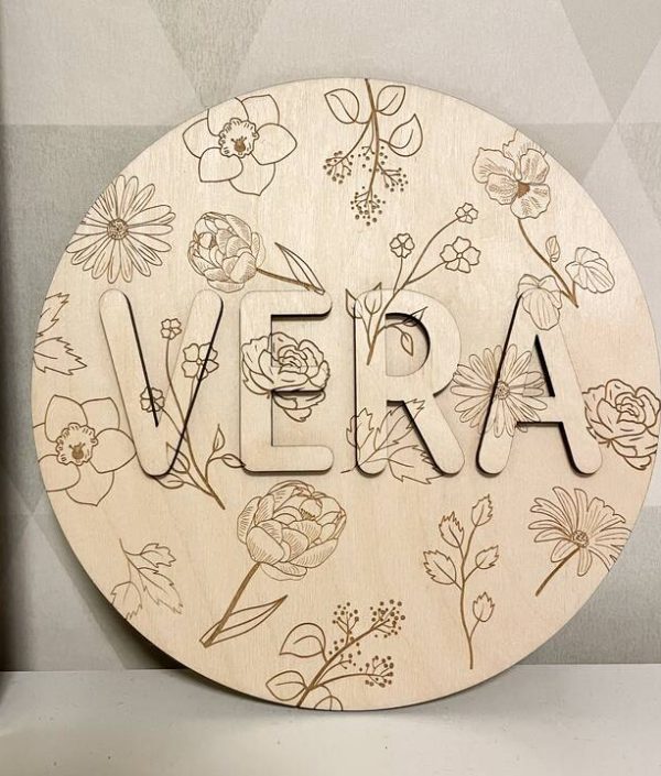 Personlig namnskylt blomster