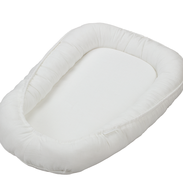 Cotton & Sweets, vit klassisk babynest i 100 % linne