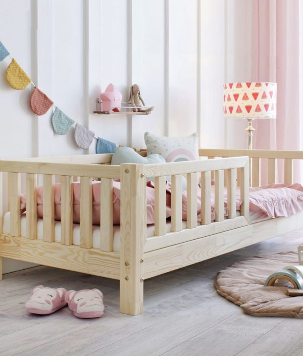 Barnsäng Lisa 90x190 cm