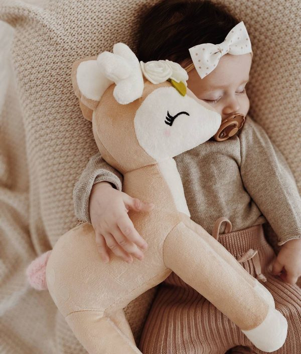 Rådjur med blomkrans, docka med namn