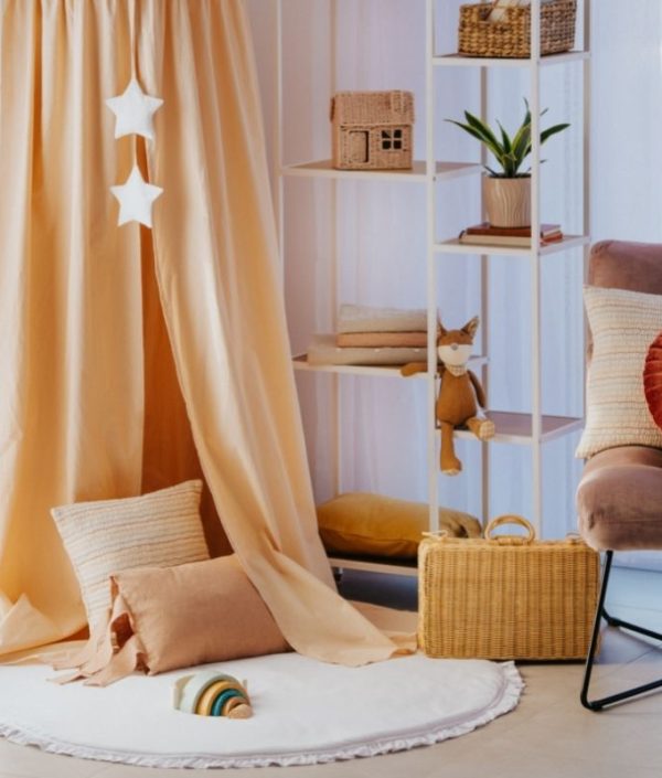 Babylove, rund lekmatta med volanger, vit