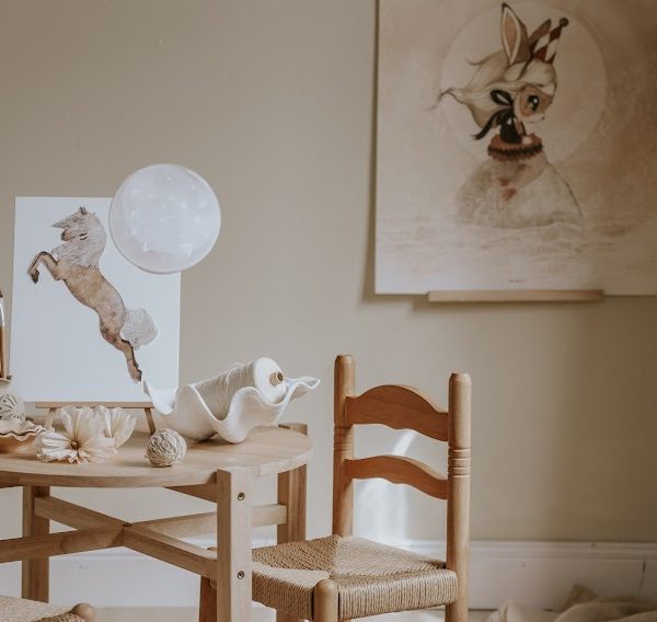 Mrs Mighetto, poster Miss Agnes