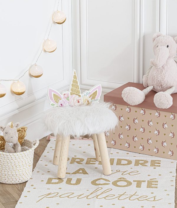 Trästol till barnrummet, enhörning