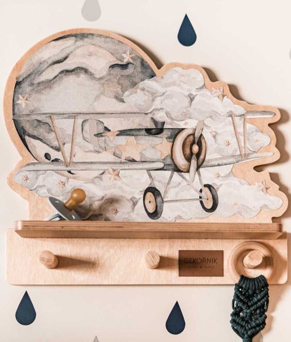 Dekornik, hylla Flygplan