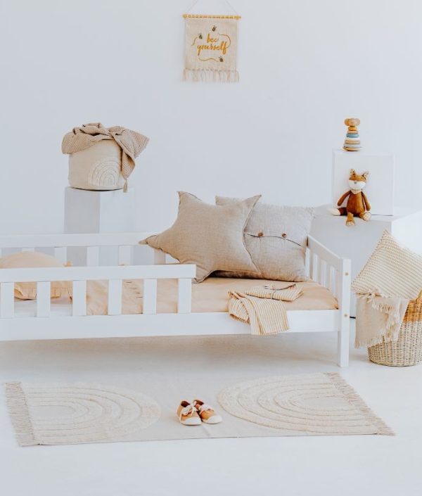 Juniorsäng Henri, vit