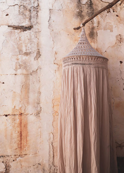 Numero 74, Tara boho sänghimmel med ljusslinga, Powder