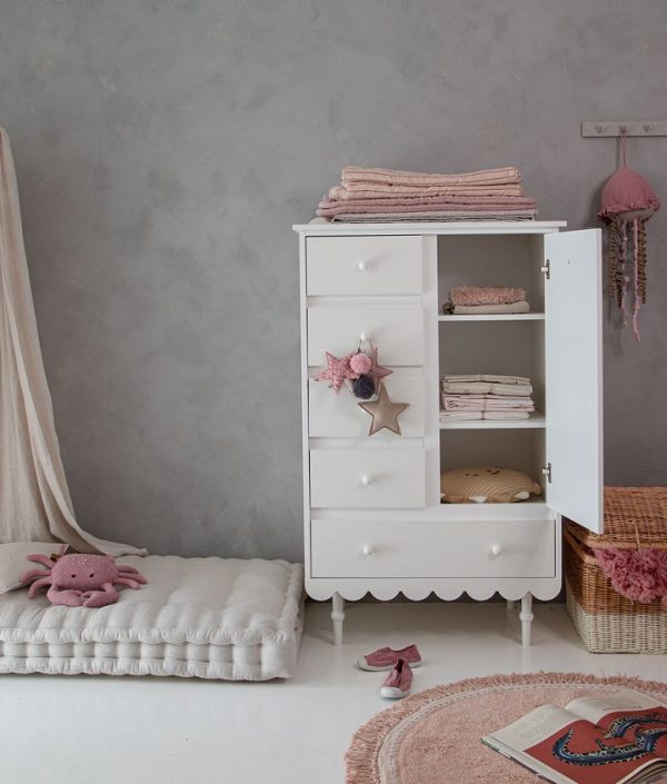 Woodluck, vit byrå Babushka