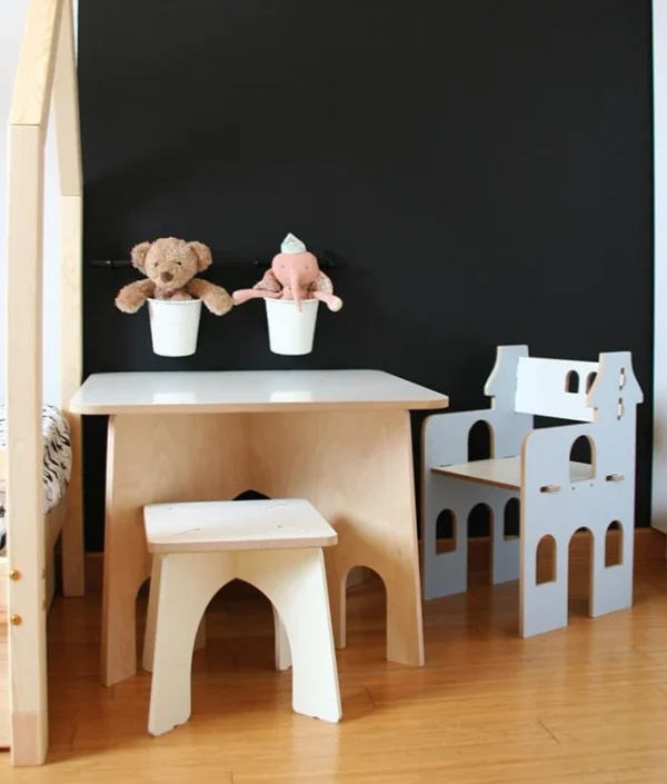 Pall till barnrummet, Roundabout