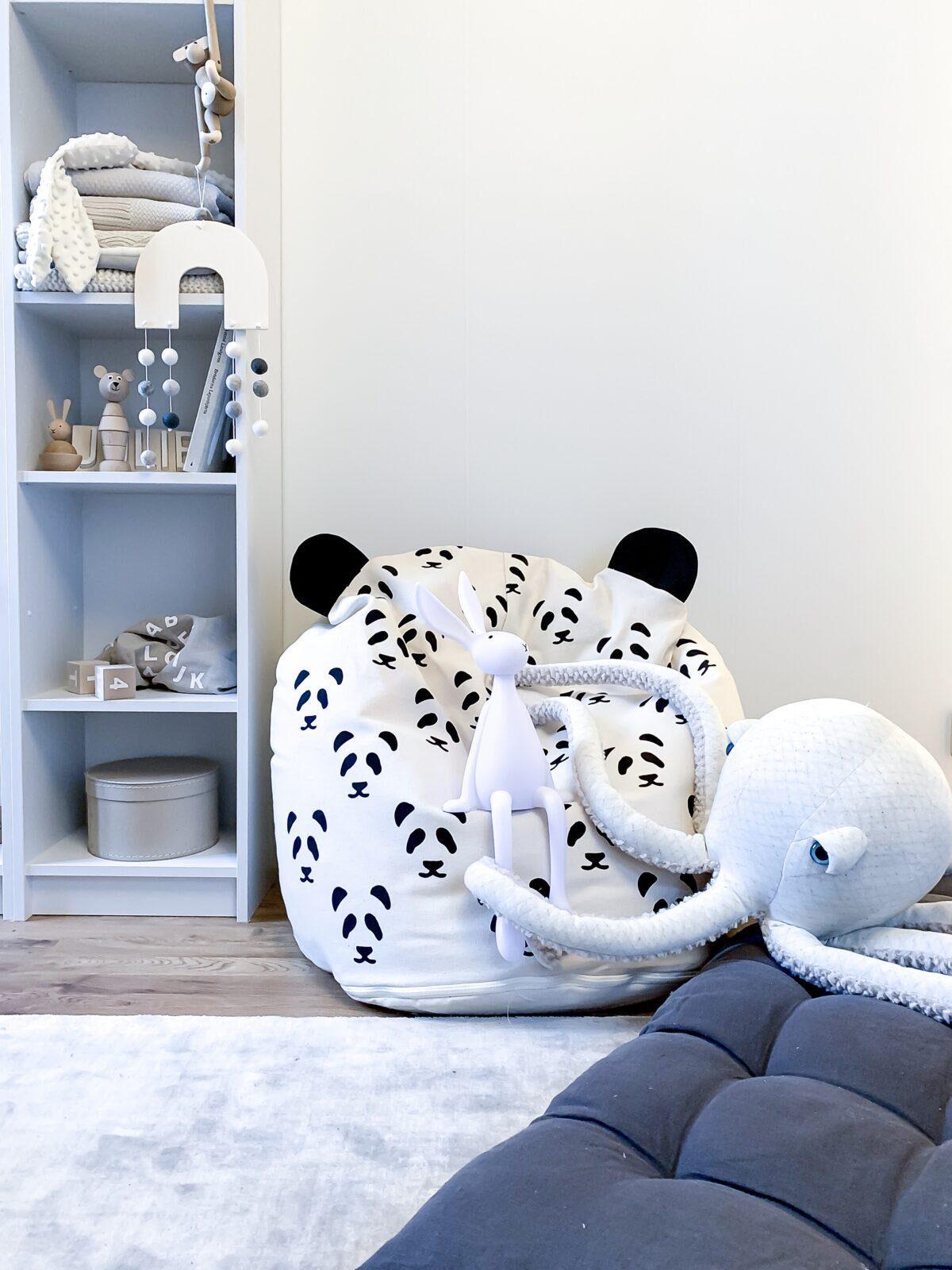 Bini saccosäck med pandas - Bild 5