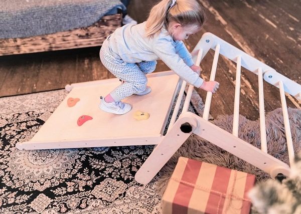 Klätterställning till barnrummet, natur