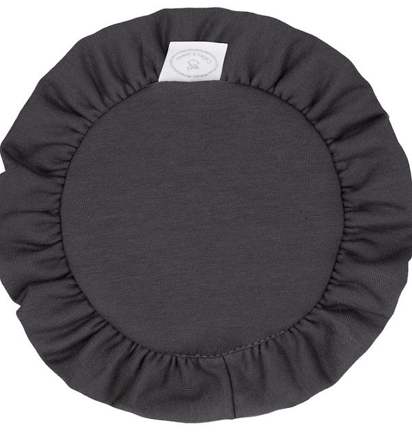 Grafit rund matta med volang till dockhuset, Cotton&Sweets