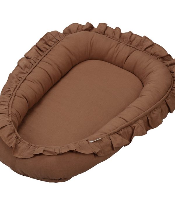Cotton & Sweets, choklad babynest i 100 % linne