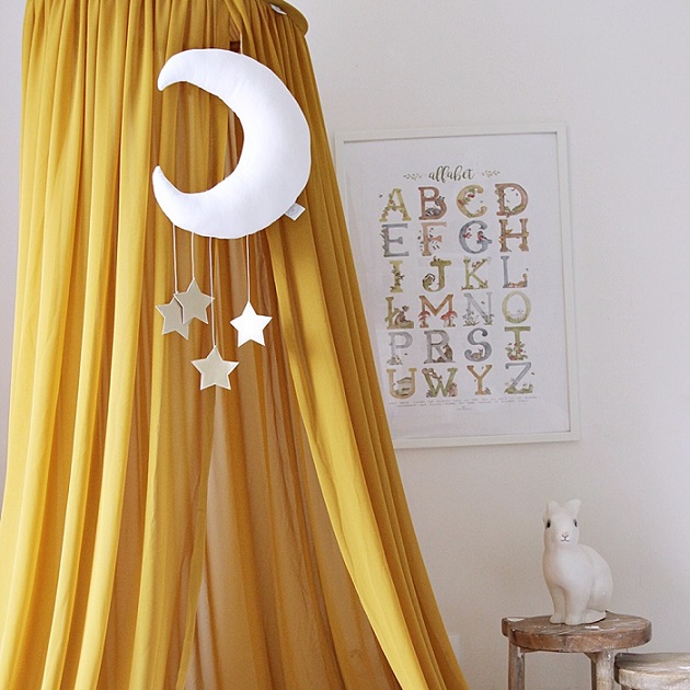 Sängmobil vit måne med guld stjärnor, Cotton & Sweets - Bild 3