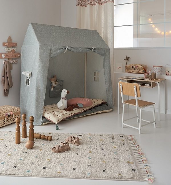 Sittdyna lekmatta till barnrummet, Apples