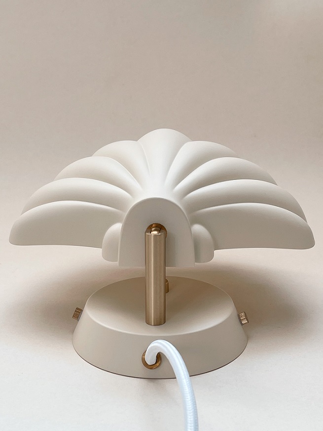 Konges Sløjd, vägglampa i metall, Rose shell - Bild 3