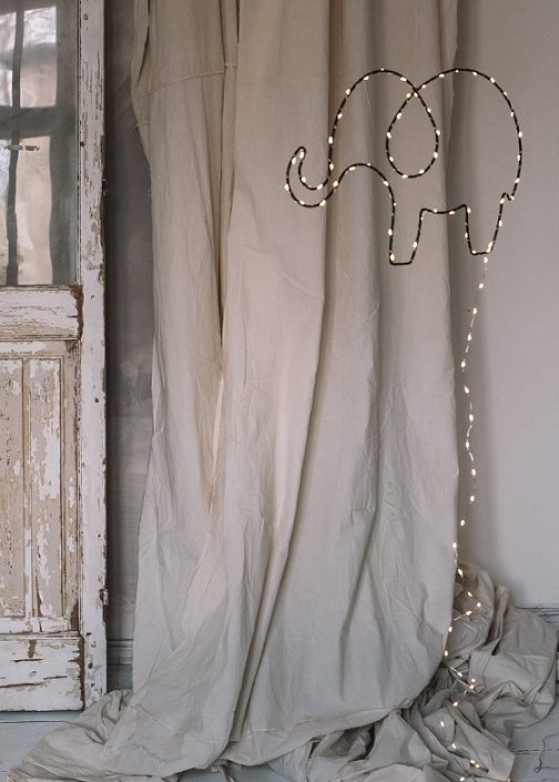 Nattlampa till barnrummet, Elefant svart