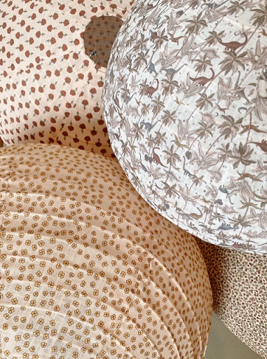 Konges Sløjd, Liten taklampa i bomull, Buttercup yellow - Bild 2