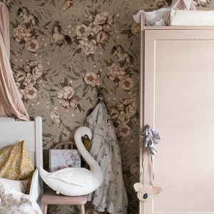 Mrs Mighetto, tapet Ponies for Hollie, Pale Green