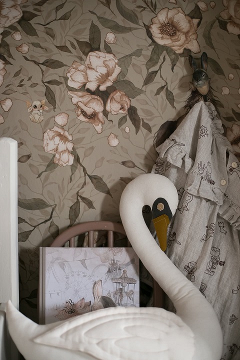 Mrs Mighetto, tapet Ponies for Hollie, Pale Green - Bild 5