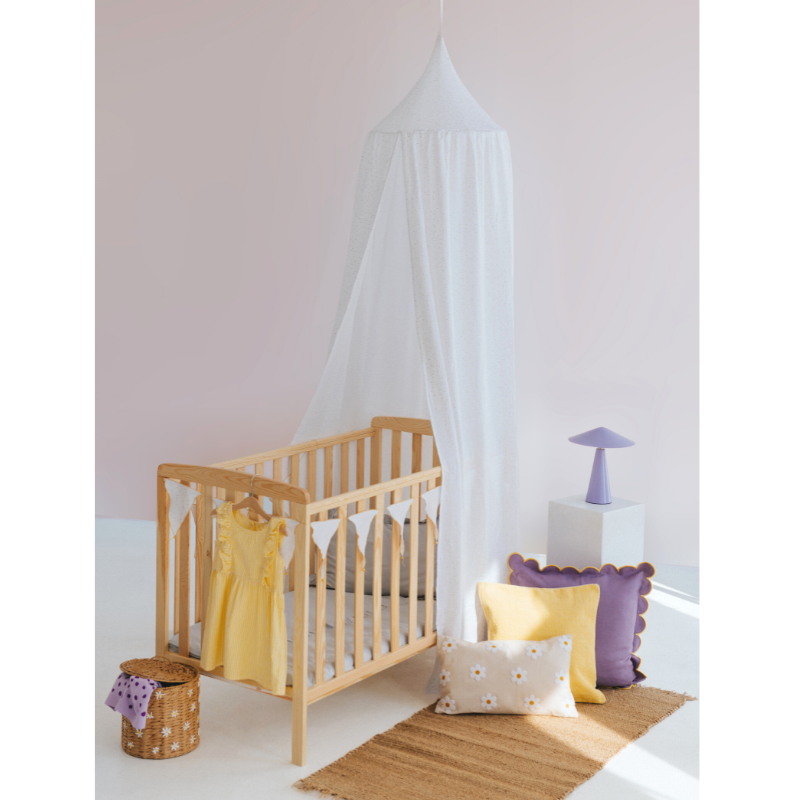 Babylove, Vit sänghimmel i bomullsmuslin med ljusslinga