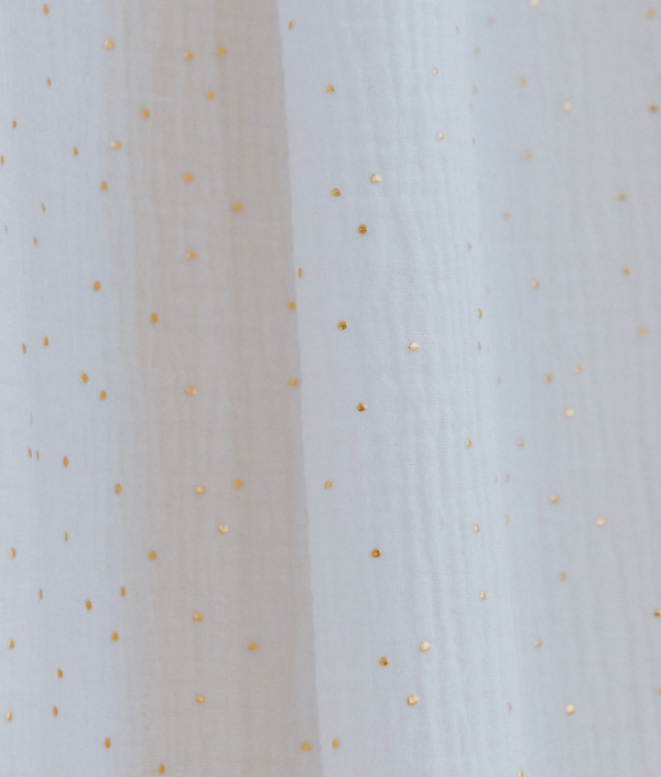 Babylove, Vit sänghimmel i bomullsmuslin med ljusslinga