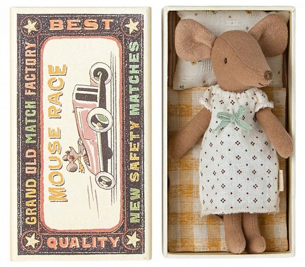 Maileg, storasyster mus i ask