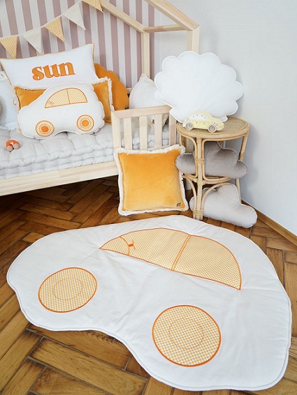 Moi Mili, lekmatta bil, Honey checkered