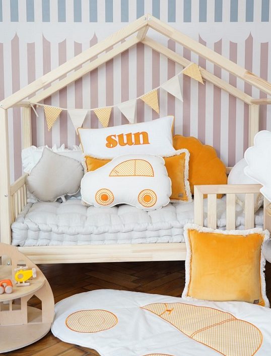 Moi Mili, lekmatta bil, Honey checkered