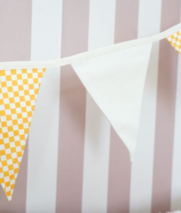 Moi Mili, vimpel Honey checkered