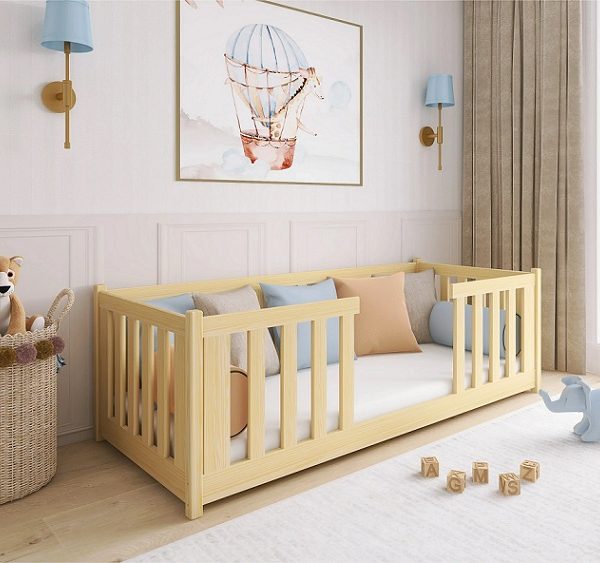 Barnsäng med stödbräda Fred