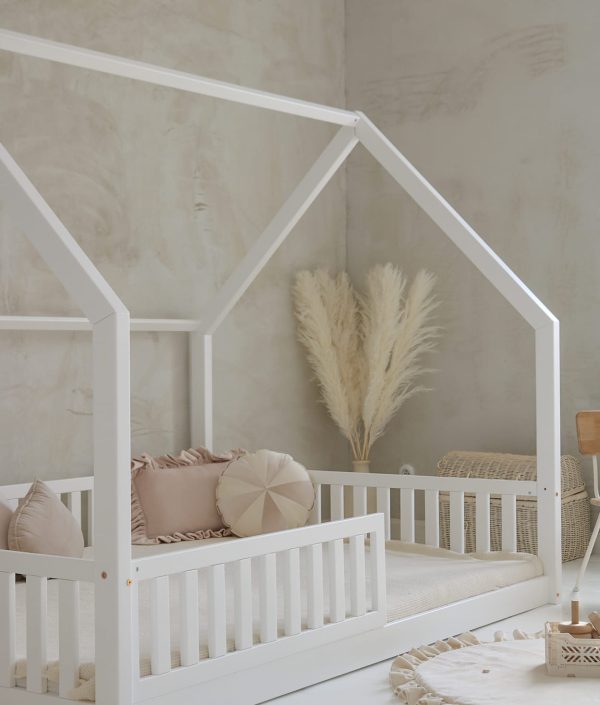 Vit stor hussäng Bianca 140x200 cm