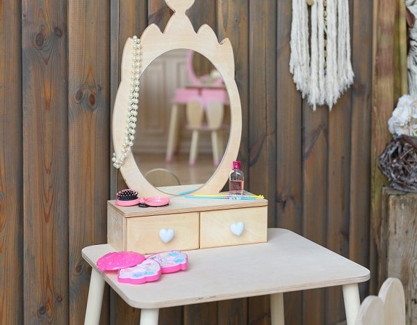 Sminkbord krona med kaninstol, natur