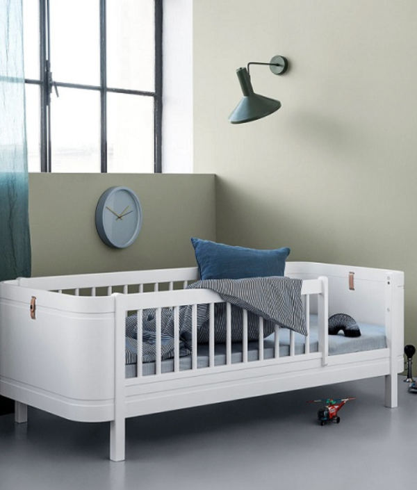 Oliver Furniture, juniorsäng Mini+, vit