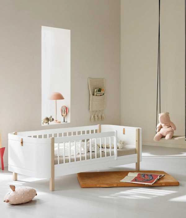 Oliver Furniture, juniorsäng Mini+, vit/ek