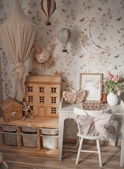 Dekorillo, tapet Flowers and butterflies