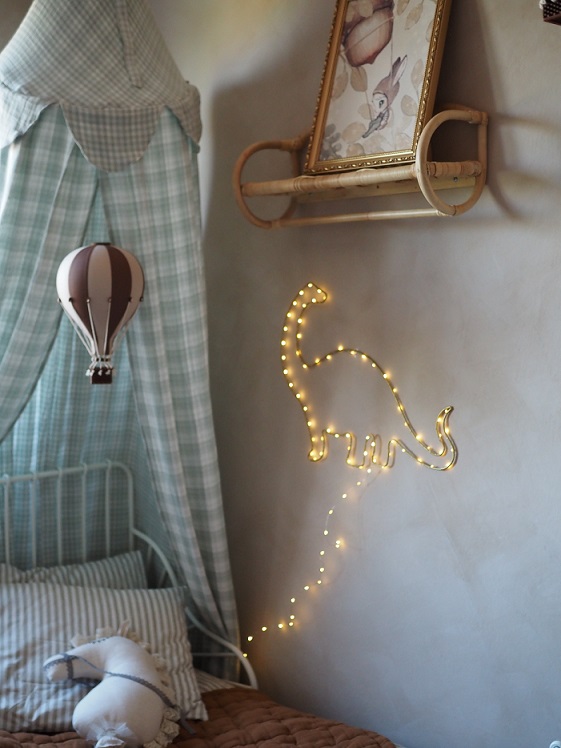 Nattlampa till barnrummet, Dino guld