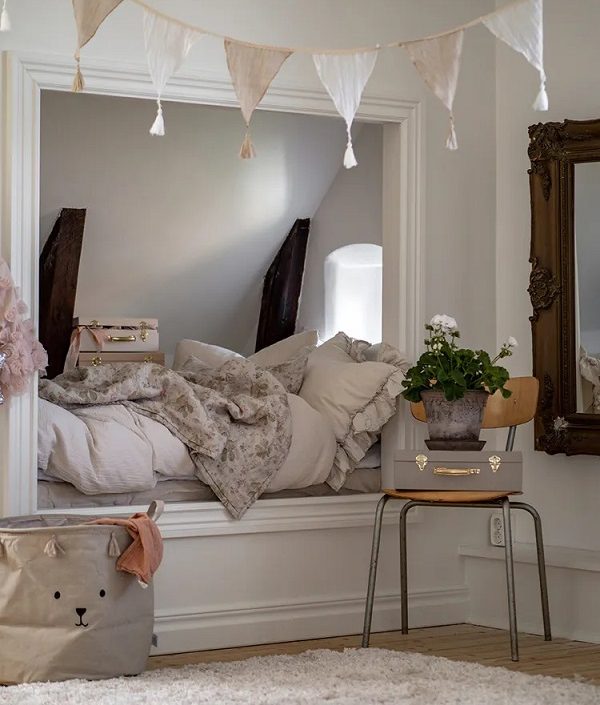 JaBaDaBaDo, tygvimpel med tofsar, beige/vit