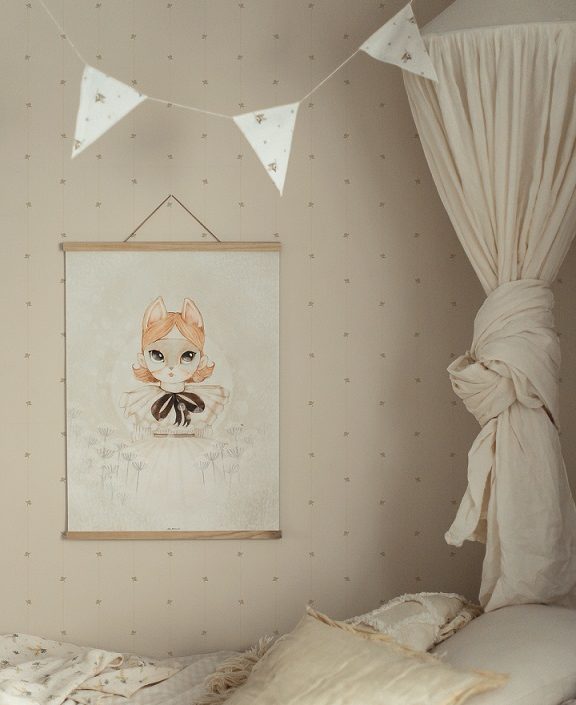 Mrs Mighetto, tapet Teeny Berries, Pale Yellow