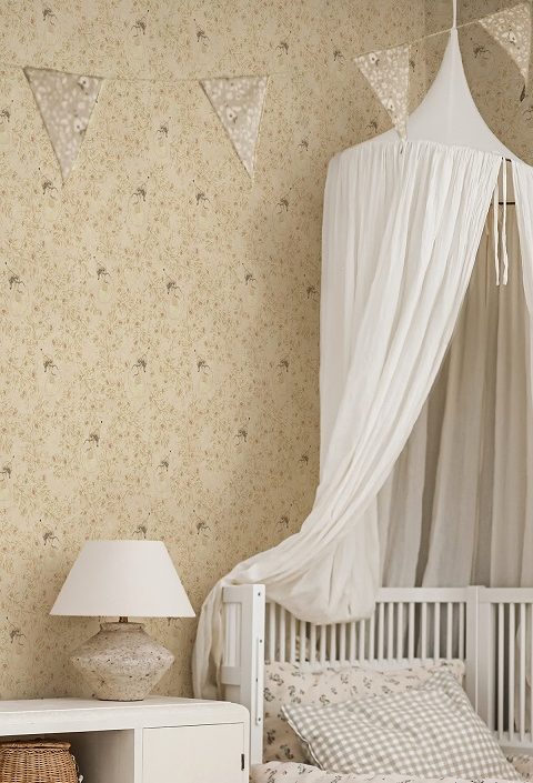 Mrs Mighetto, tapet Dear Swan, Pale Yellow