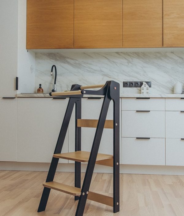 Duck Woodworks, Hopfällbar hjälpa till pall, svart/natur