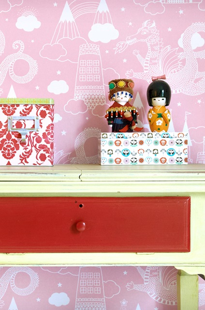 Majvillan, tapet till barnrummet Drakhimlen, rosa - Bild 2