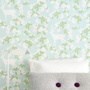 Majvillan, tapet till barnrummet Apple garden, turkos