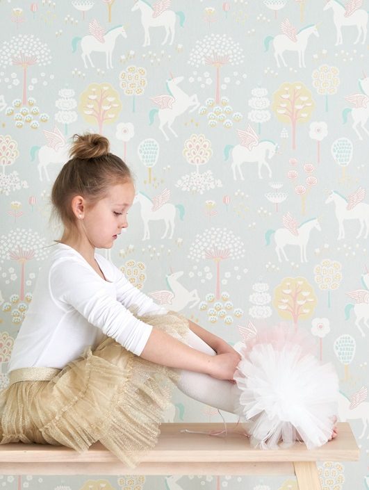 Majvillan, tapet till barnrummet True unicorns, grå