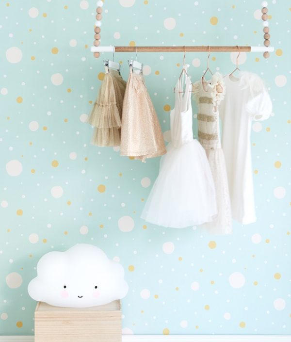 Majvillan, tapet till barnrummet Confetti, turkos