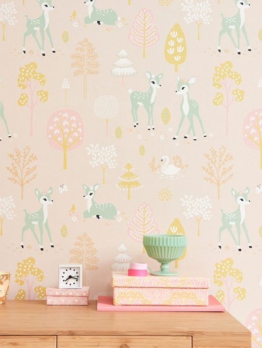 Majvillan, tapet till barnrummet Golden woods, sweet pink